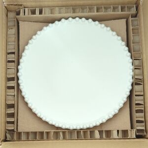 New In Box Pearl White Dinnerware